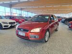 Ford Focus 2006 Punainen