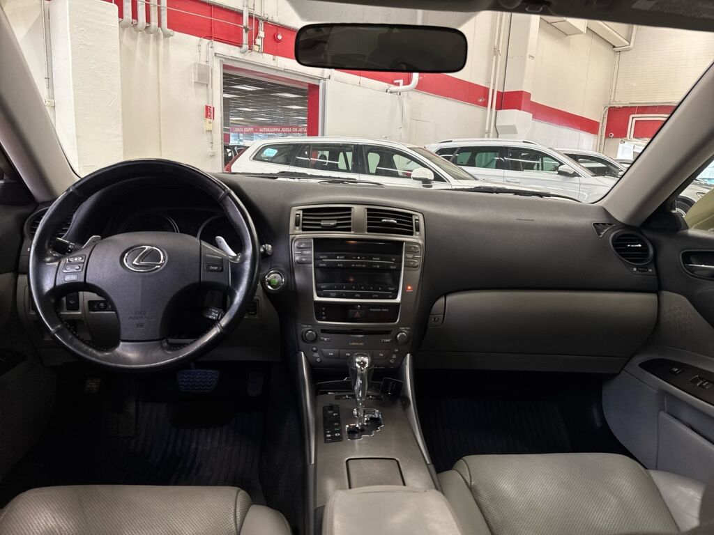 Lexus IS 2008 Vihreä