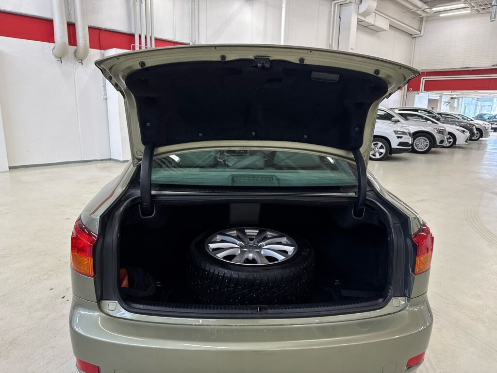 Lexus IS 2008 Vihreä