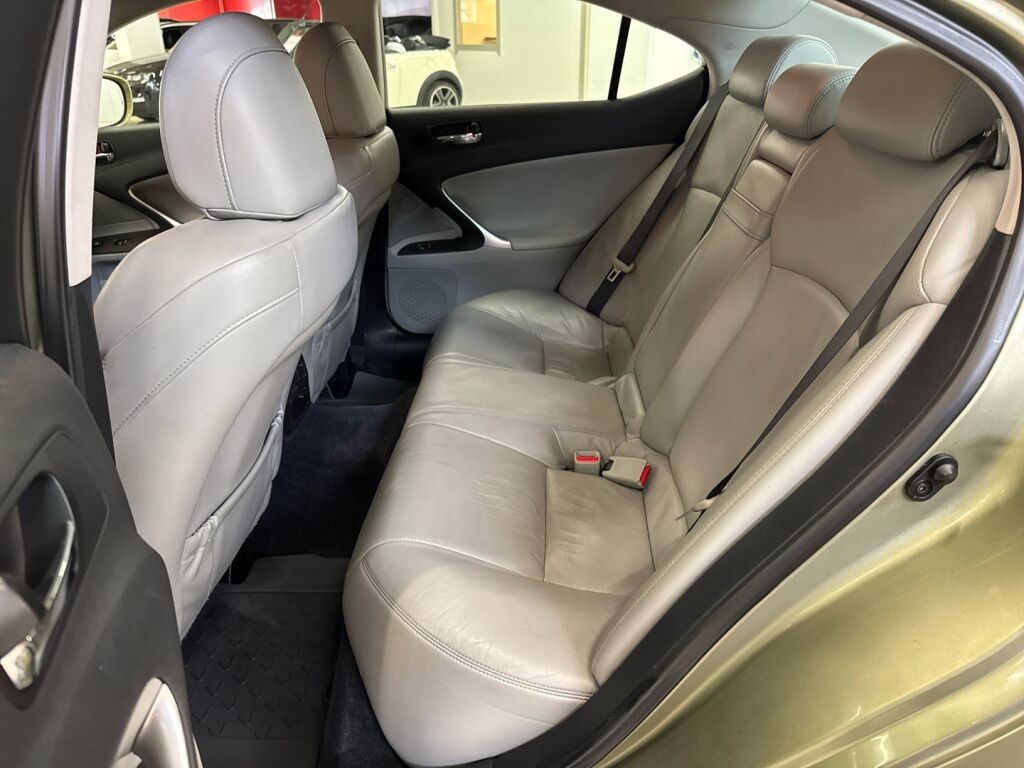 Lexus IS 2008 Vihreä