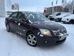 Toyota Avensis 2008 Punainen