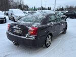 Toyota Avensis 2008 Punainen
