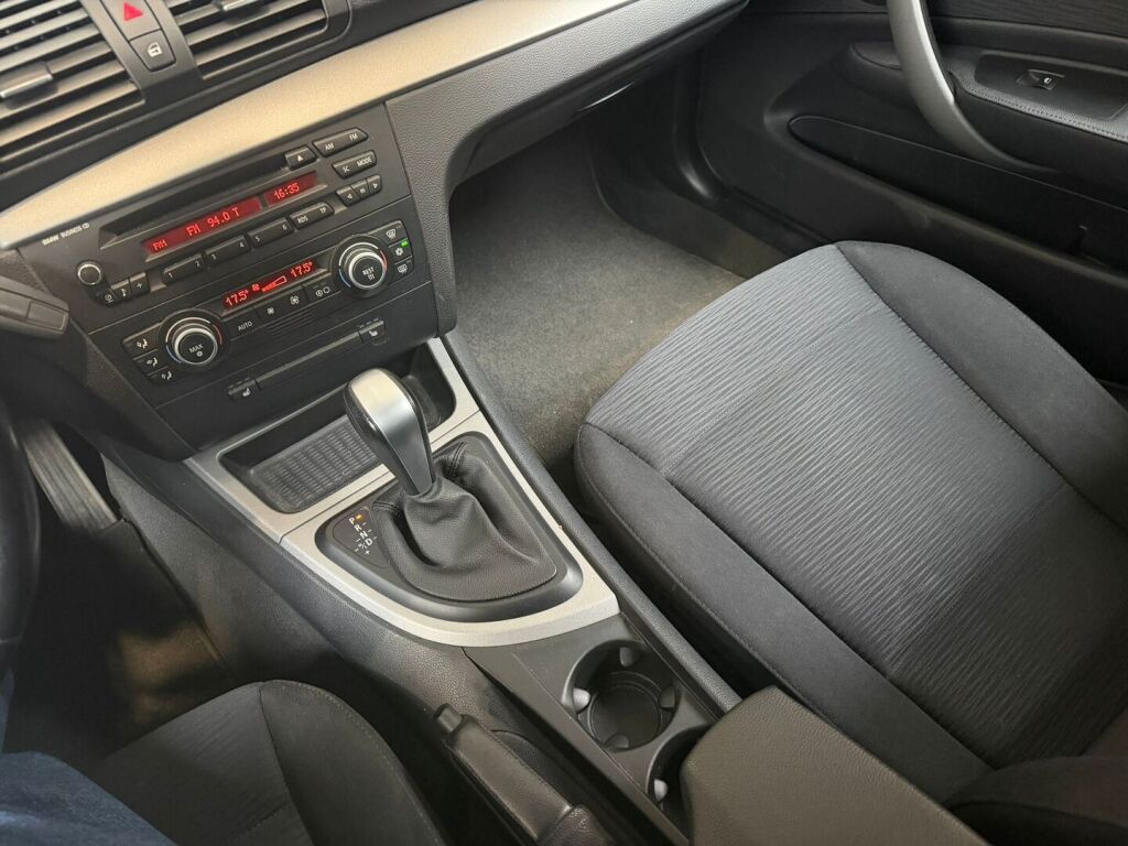 BMW 118 2008 Harmaa