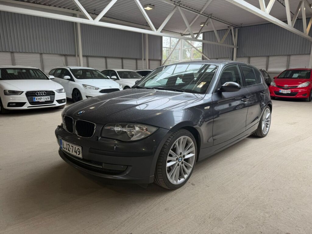 BMW 118 2008 Harmaa