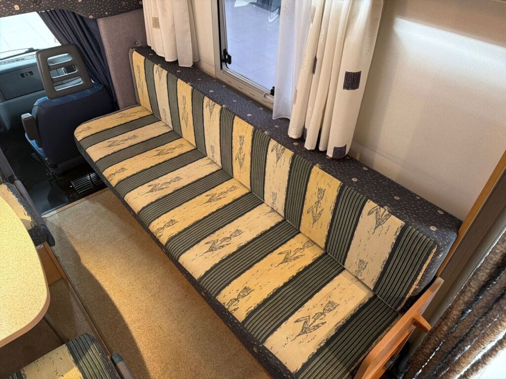 Bürstner Ducato 2000 Valkoinen