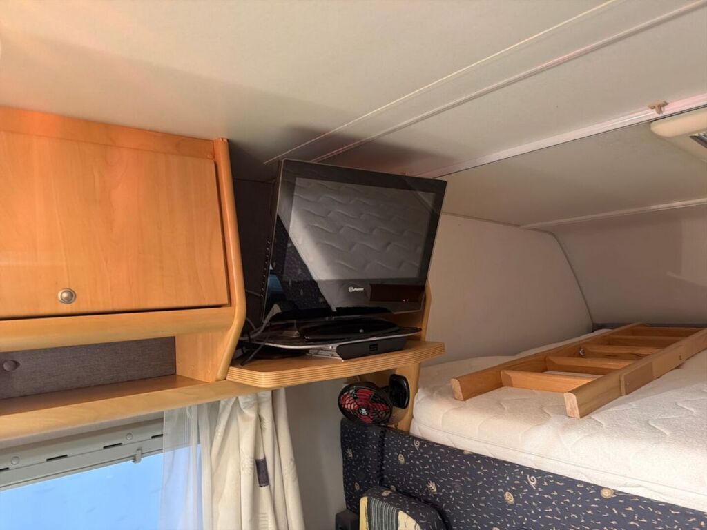 Bürstner Ducato 2000 Valkoinen