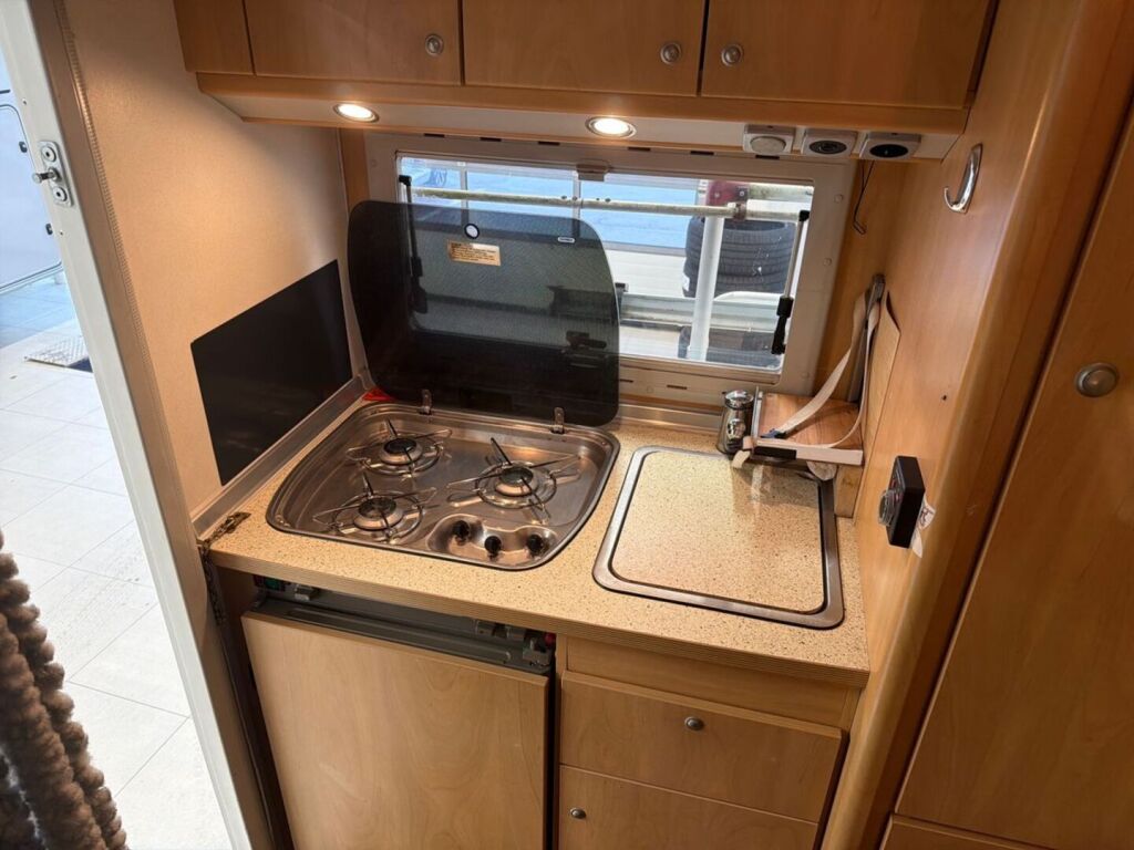 Bürstner Ducato 2000 Valkoinen