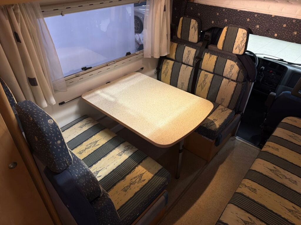 Bürstner Ducato 2000 Valkoinen