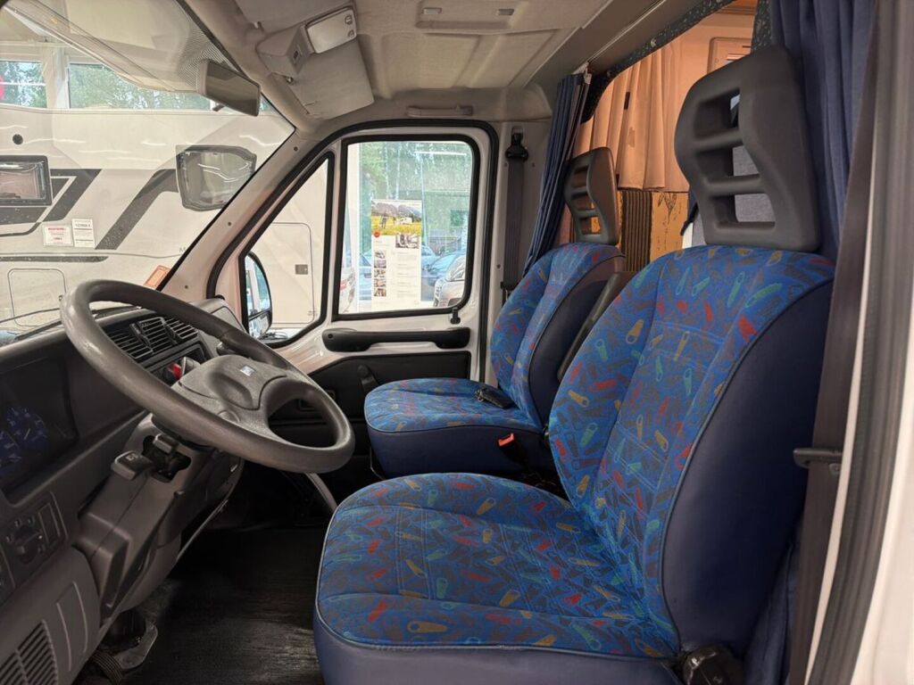 Bürstner Ducato 2000 Valkoinen