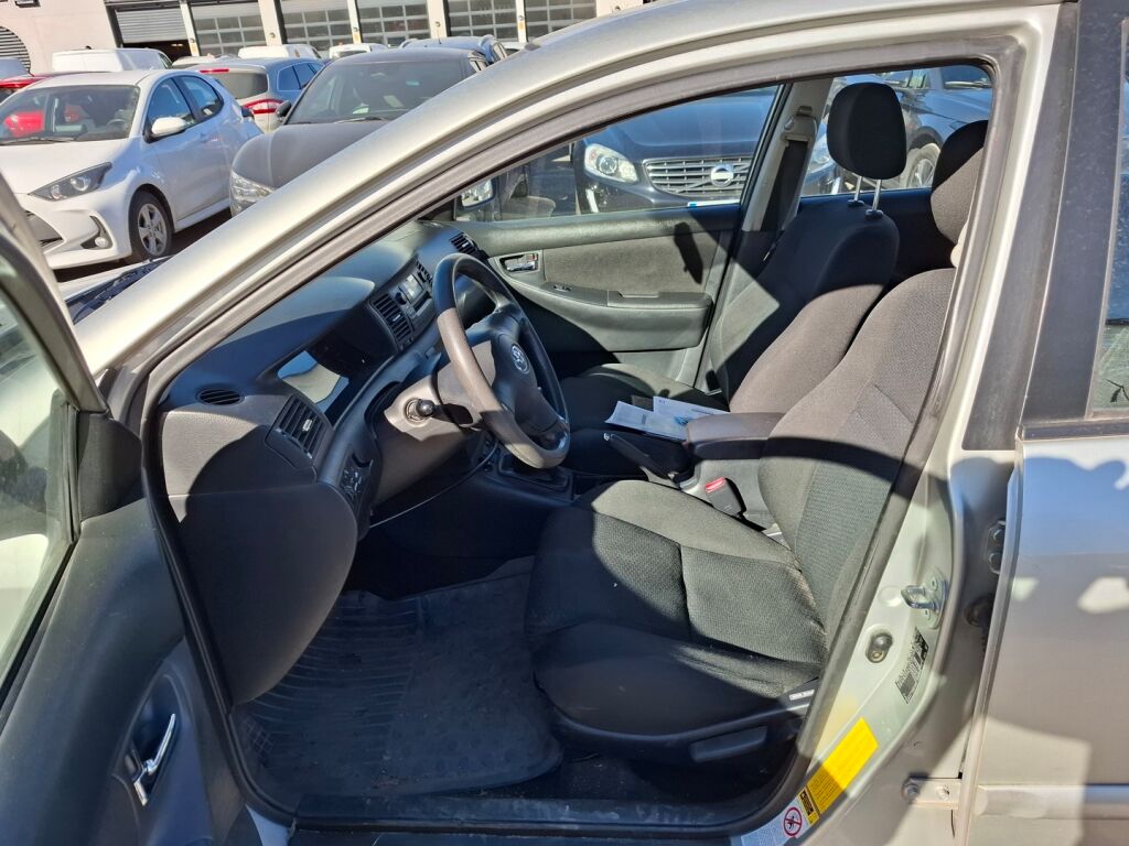 Toyota Corolla 2005 Hopea