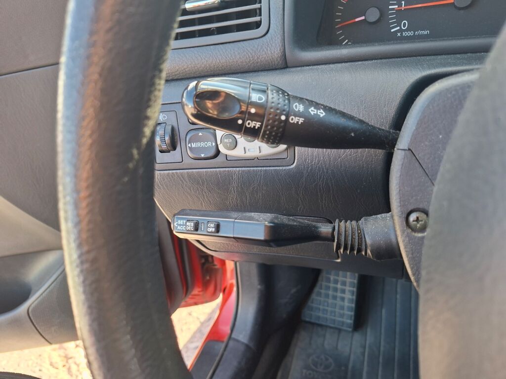 Toyota Corolla 2003 Punainen
