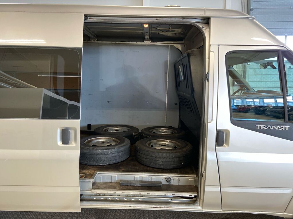 Ford Transit 2010 Harmaa