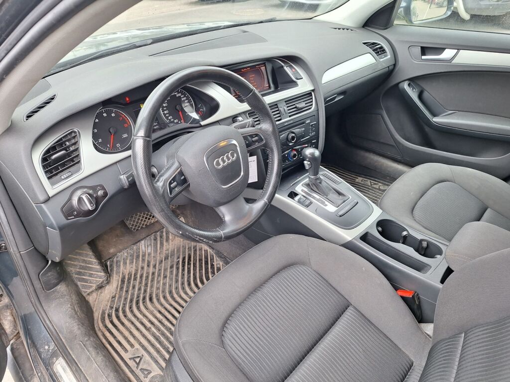 Audi A4 2010 Harmaa