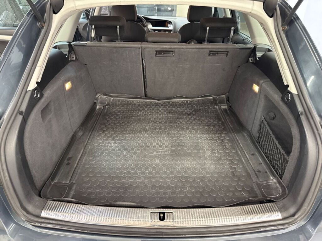 Audi A4 2010 Harmaa