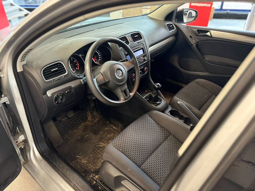 Volkswagen Golf 2010 Harmaa