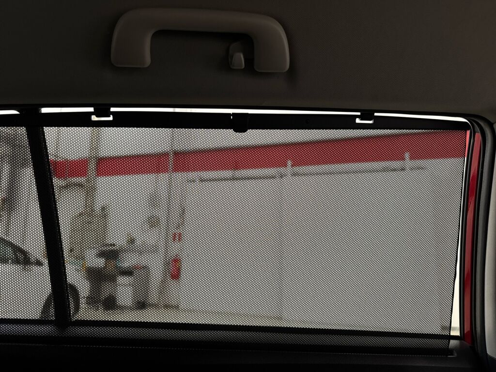 Toyota Verso 2010 Punainen