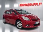 Toyota Verso 2010 Punainen