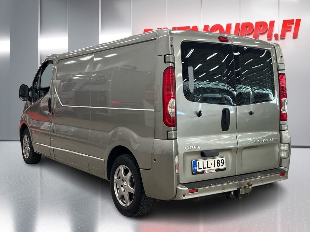 Opel Vivaro 2010 Harmaa