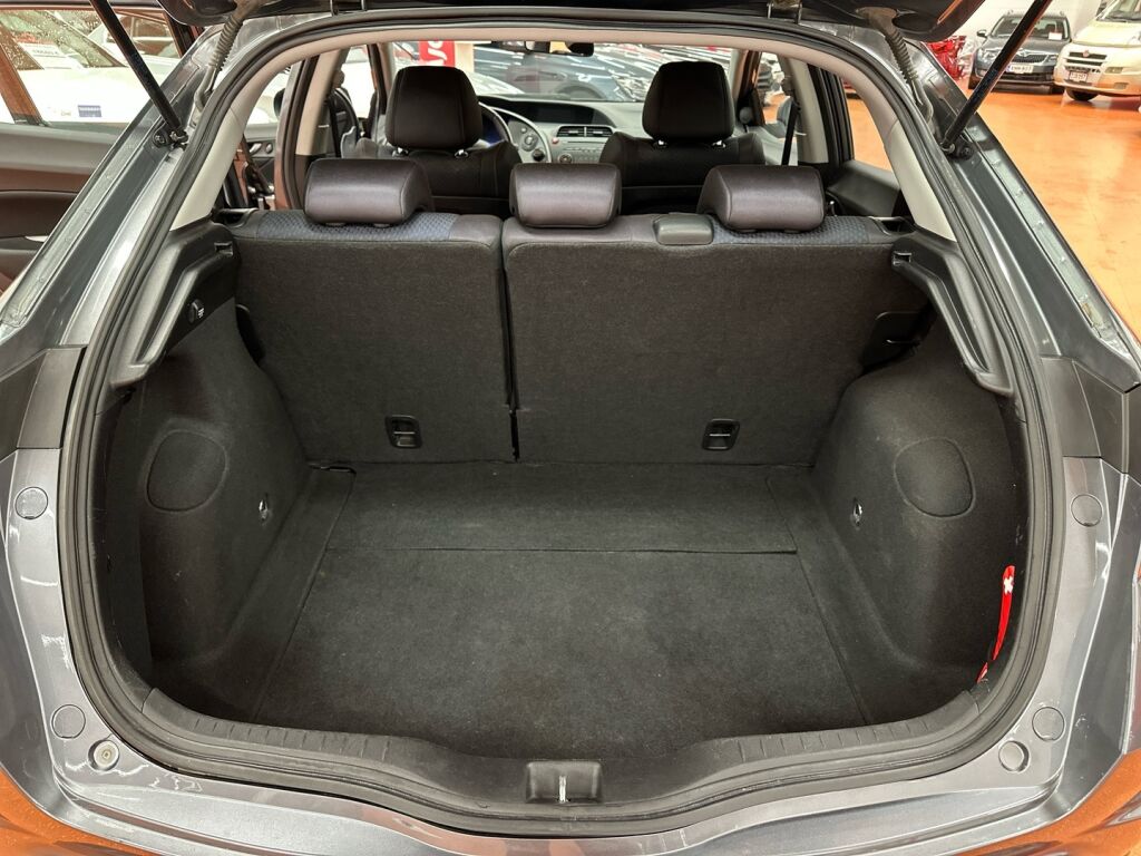 Honda Civic 2010 Harmaa