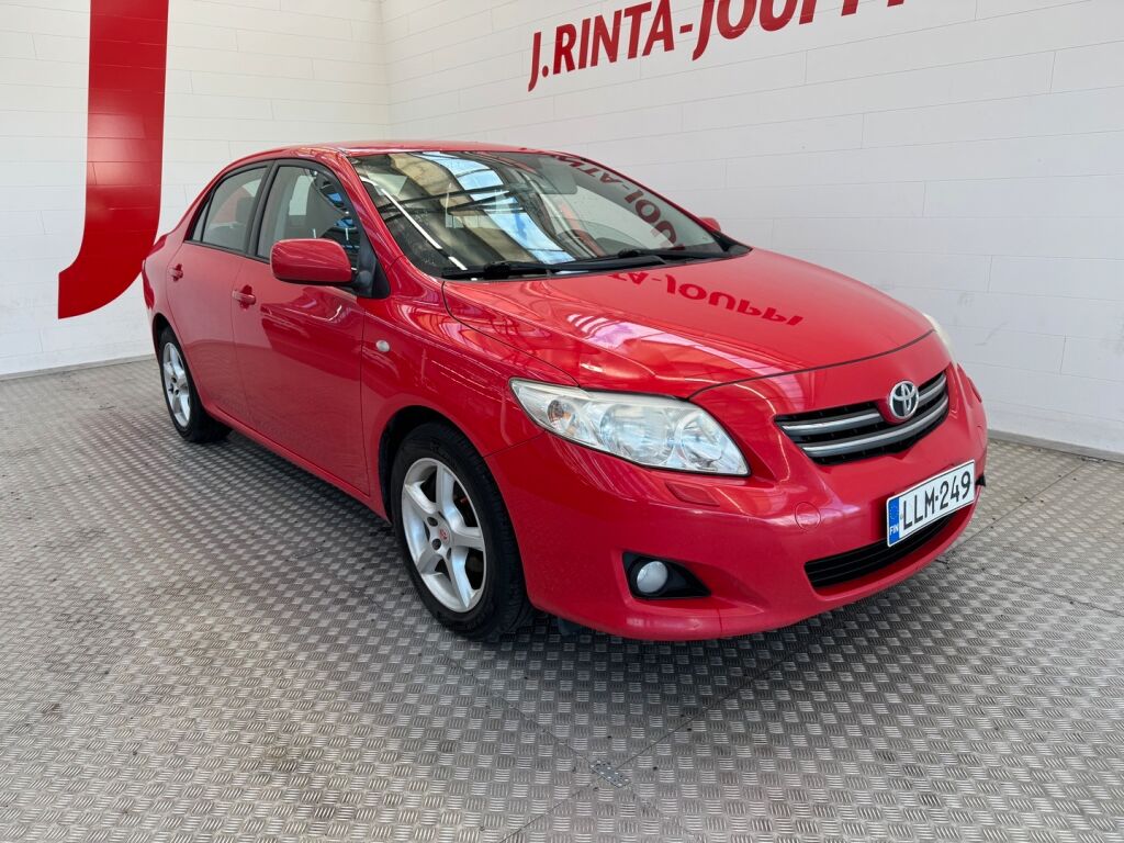 Toyota Corolla 2010 Punainen