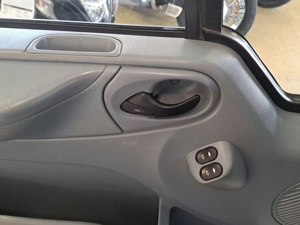 Ford Transit 2008 Valkoinen
