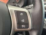 Toyota Yaris 2013 Punainen