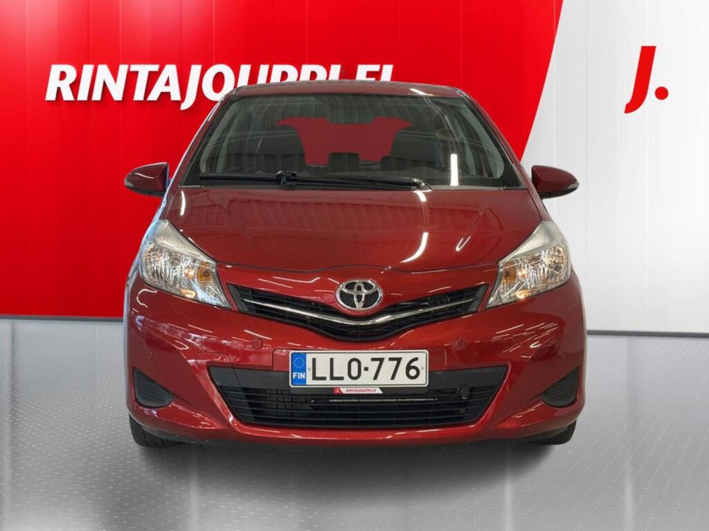 Toyota Yaris 2013 Punainen