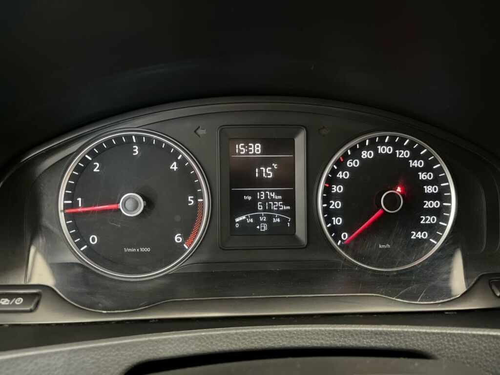 Volkswagen Transporter 2013 Valkoinen