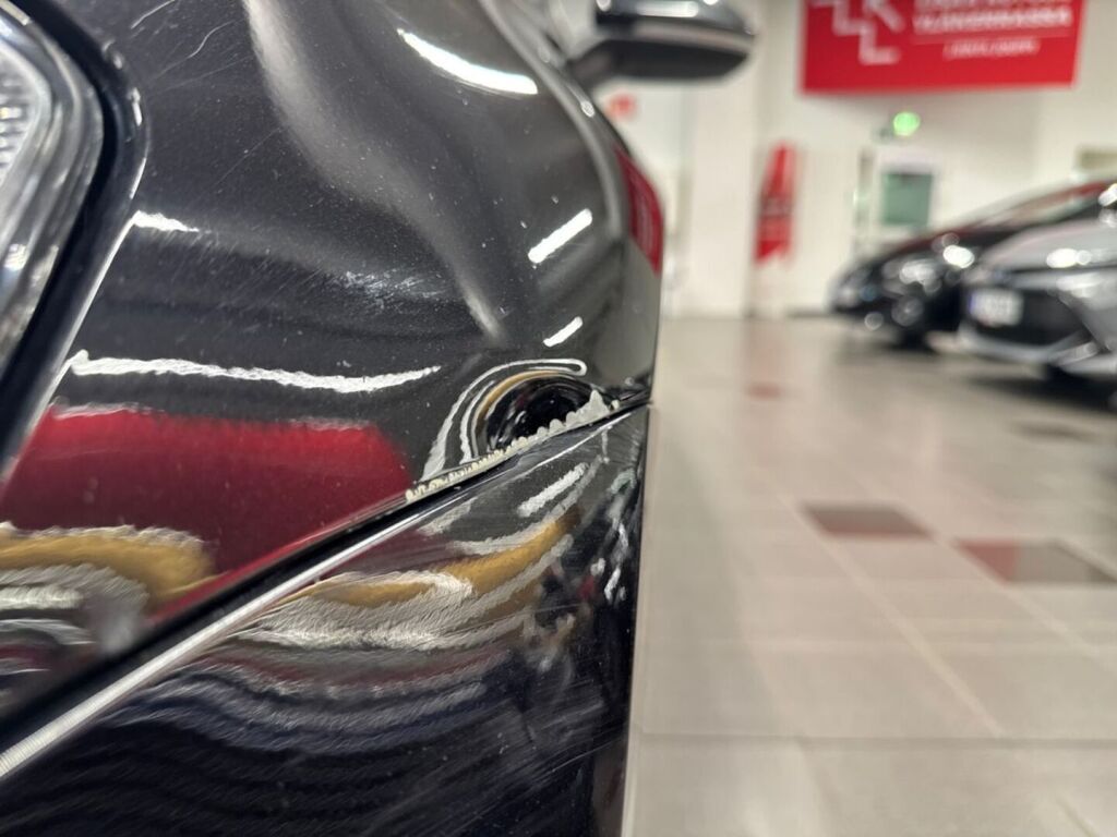 Volkswagen Golf 2013 Musta