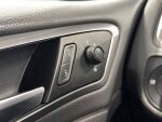 Volkswagen Golf 2013 Musta