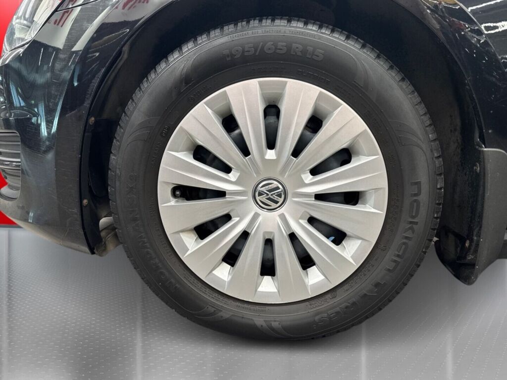 Volkswagen Golf 2013 Musta