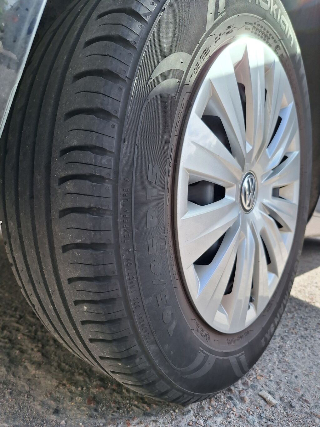 Volkswagen Golf 2013 Musta
