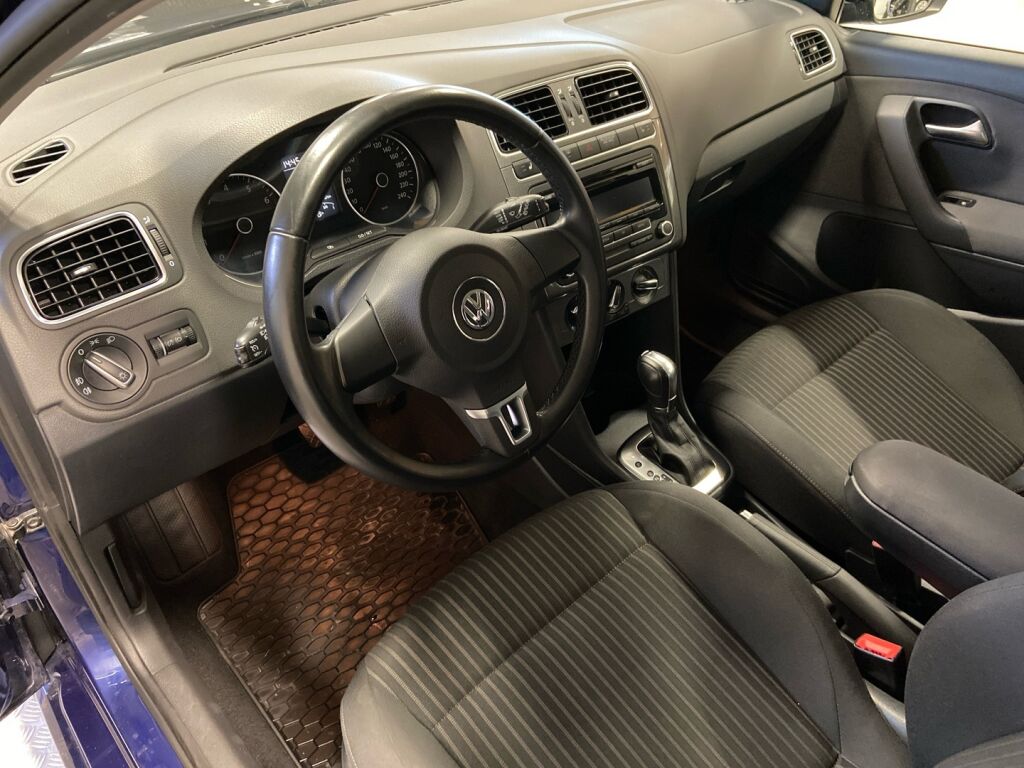 Volkswagen Polo 2012 Sininen
