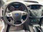 Ford Focus 2014 Valkoinen