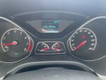 Ford Focus 2014 Valkoinen