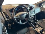 Ford Focus 2014 Valkoinen