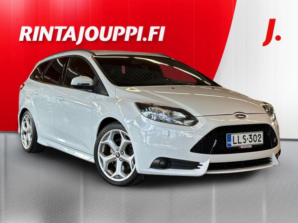 Ford Focus 2014 Valkoinen