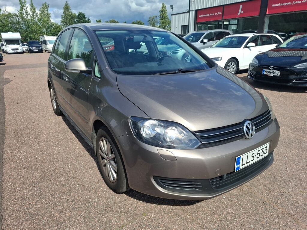 Volkswagen Golf Plus 2012 Ruskea (beige)
