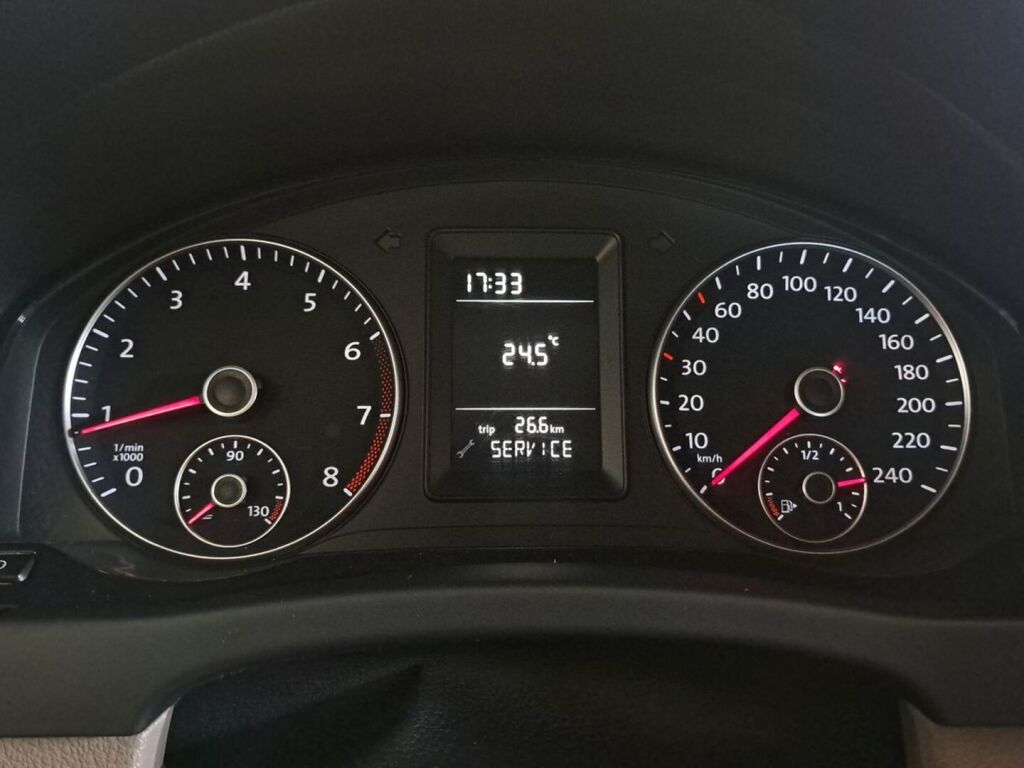 Volkswagen Golf Plus 2012 Ruskea (beige)