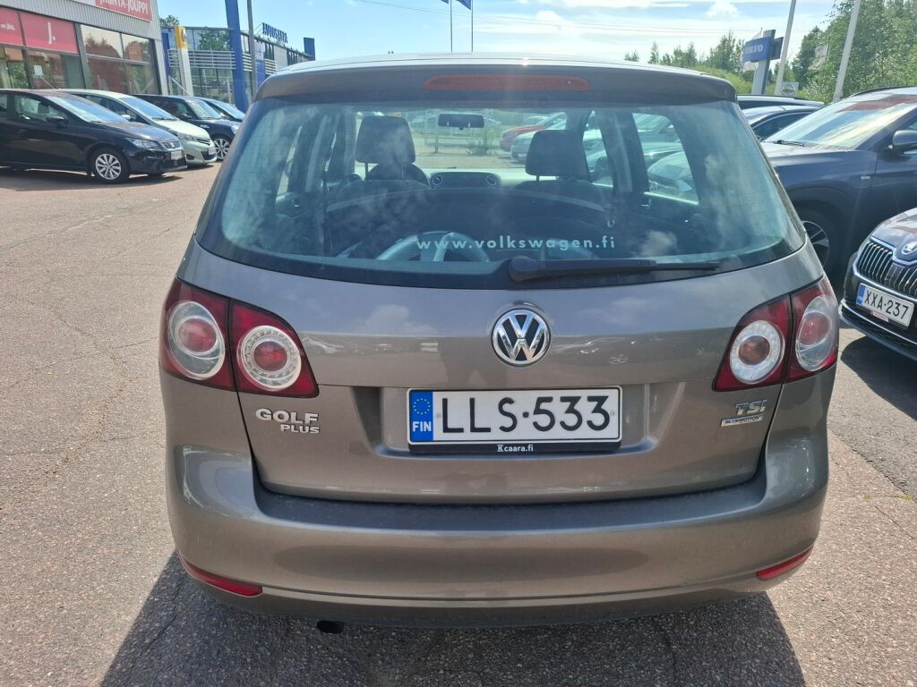 Volkswagen Golf Plus 2012 Ruskea (beige)