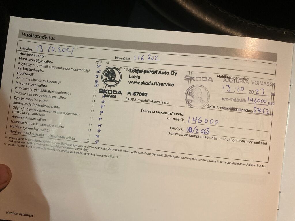 Skoda Yeti 2013 Metallinhohto Ruskea (beige)