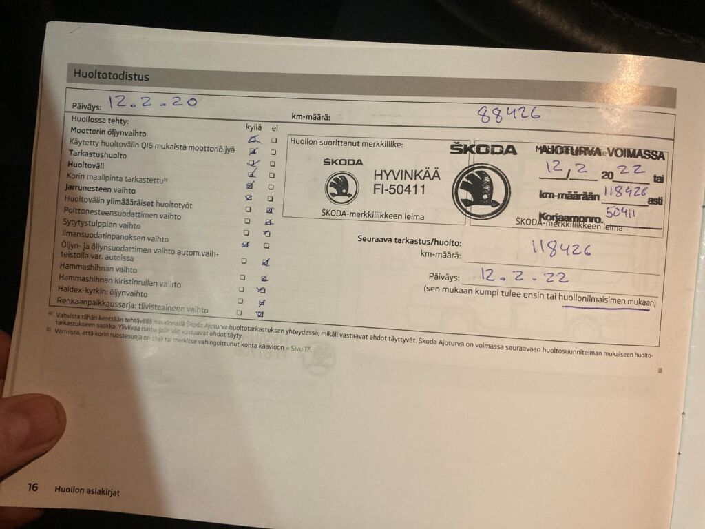 Skoda Yeti 2013 Metallinhohto Ruskea (beige)