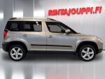 Skoda Yeti 2013 Metallinhohto Ruskea (beige)