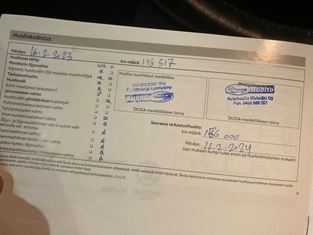 Skoda Yeti 2013 Metallinhohto Ruskea (beige)