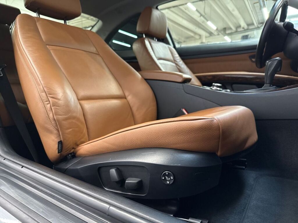 BMW 330 2007 Harmaa