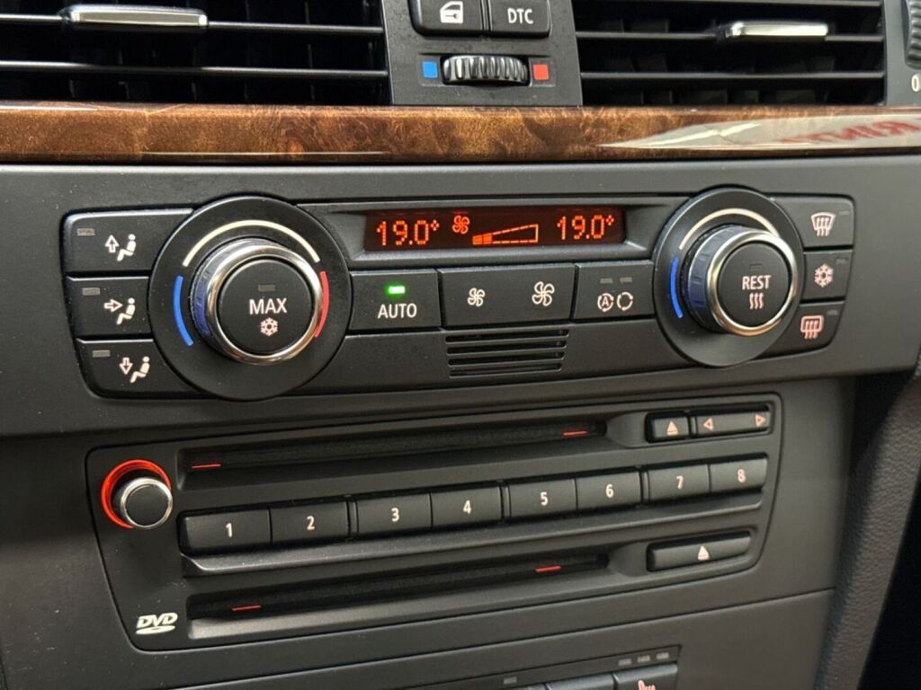 BMW 330 2007 Harmaa