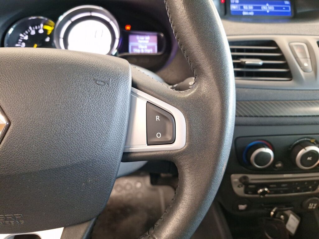 Renault Megane 2013 Ruskea (beige)