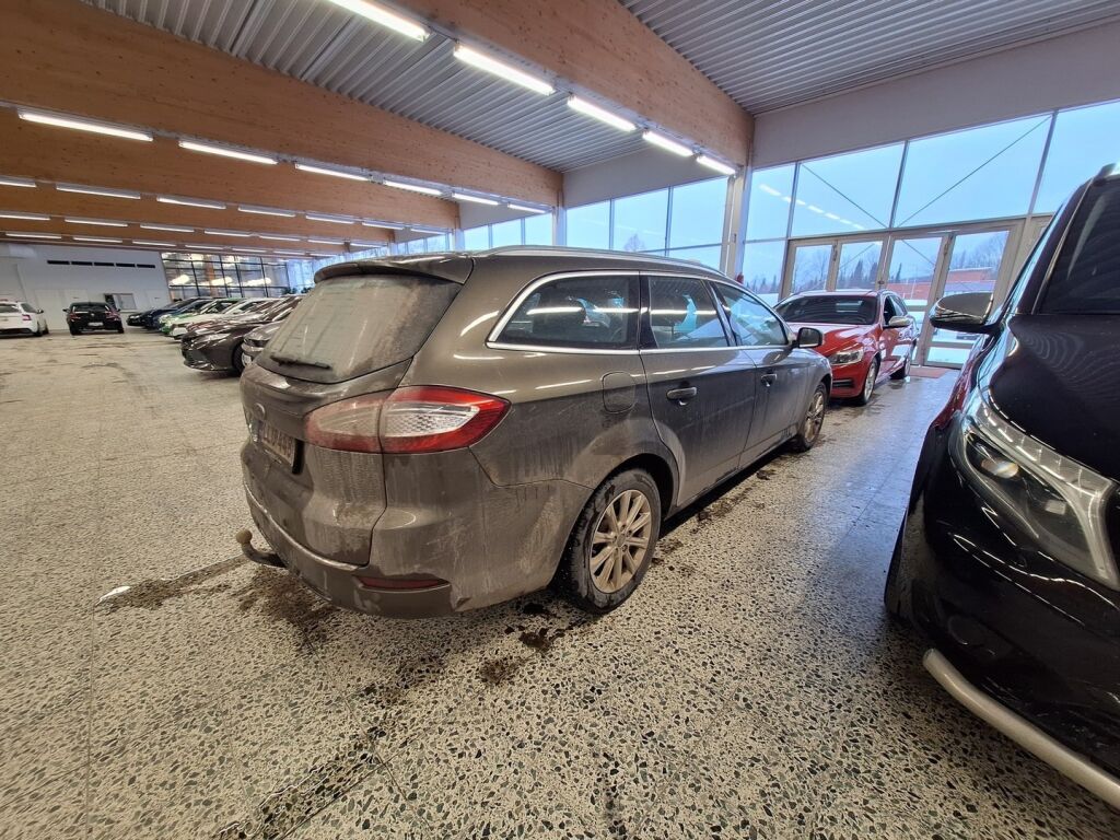 Ford Mondeo 2014 Vihreä
