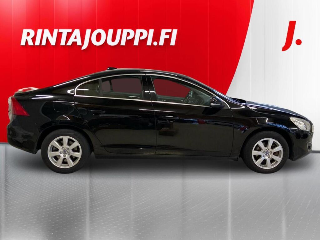 Volvo S60 2013 Musta