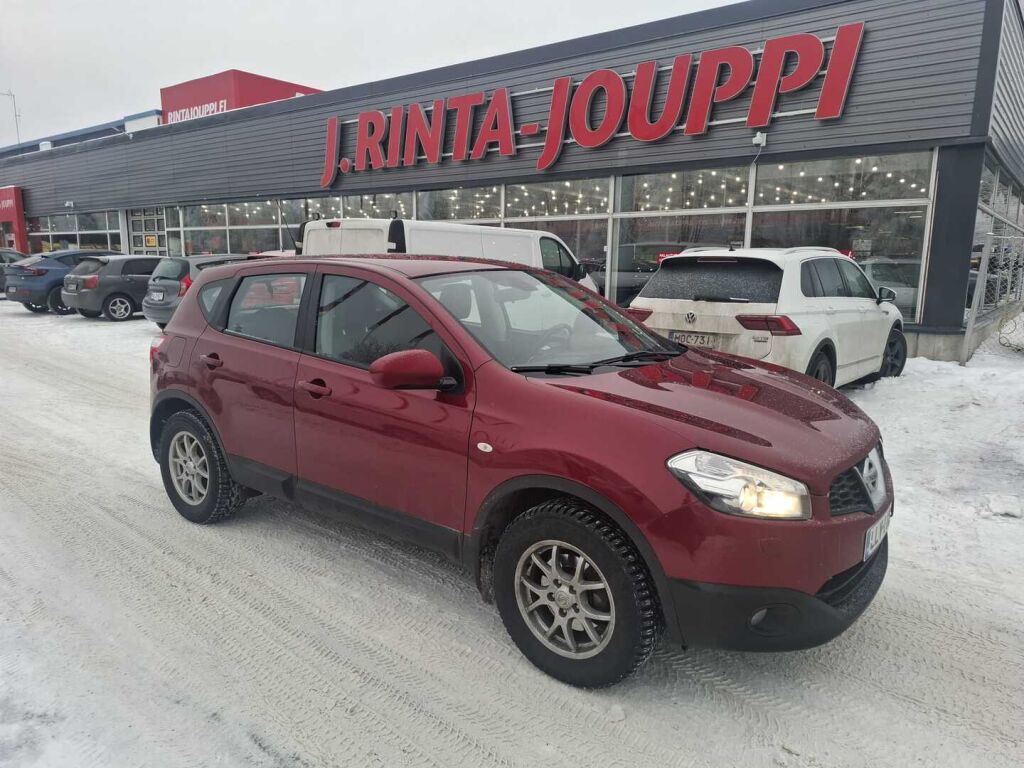 Nissan Qashqai 2013 Punainen